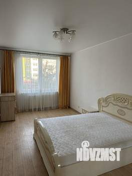 2-к квартира, вторичка, 64м2, 1/7 этаж