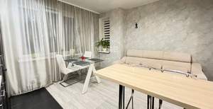 2-к квартира, вторичка, 80м2, 1/3 этаж