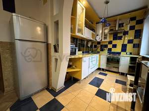 3-к квартира, вторичка, 100м2, 3/3 этаж