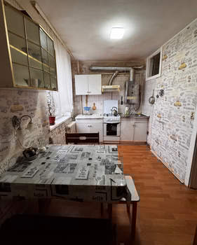 2-к квартира, вторичка, 38м2, 3/3 этаж