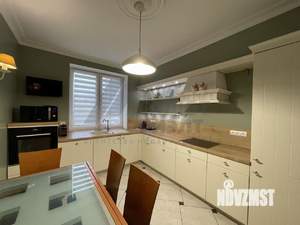 2-к квартира, вторичка, 66м2, 1/8 этаж
