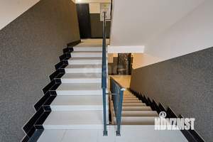 2-к квартира, вторичка, 68м2, 2/4 этаж