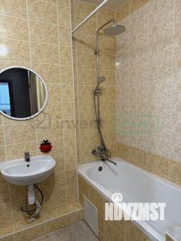 2-к квартира, вторичка, 62м2, 1/9 этаж