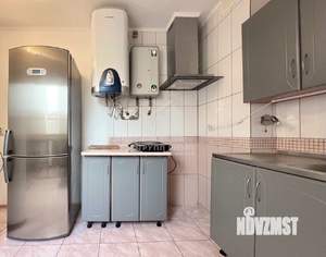 2-к квартира, вторичка, 56м2, 2/2 этаж