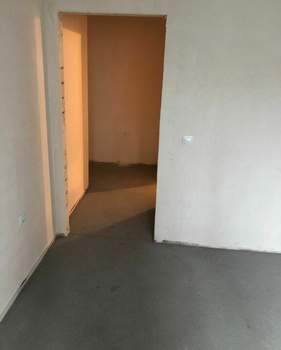 2-к квартира, вторичка, 62м2, 1/9 этаж