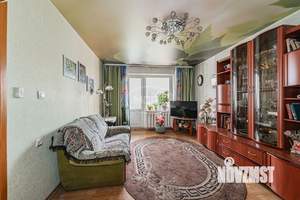 3-к квартира, вторичка, 64м2, 1/9 этаж