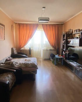 2-к квартира, вторичка, 61м2, 9/15 этаж