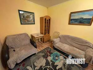 2-к квартира, вторичка, 43м2, 1/4 этаж