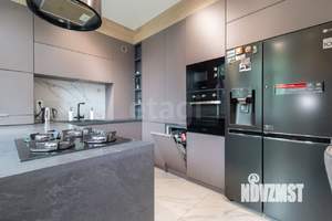2-к квартира, вторичка, 93м2, 3/3 этаж