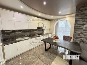 2-к квартира, вторичка, 74м2, 4/4 этаж