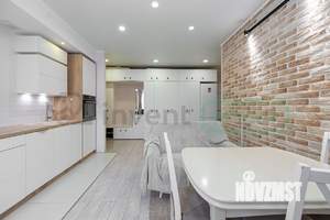 2-к квартира, вторичка, 60м2, 9/9 этаж