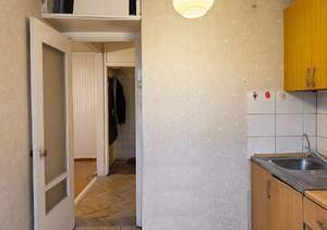 3-к квартира, вторичка, 58м2, 3/5 этаж