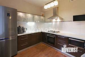 3-к квартира, вторичка, 108м2, 1/3 этаж