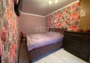 2-к квартира, вторичка, 46м2, 1/4 этаж