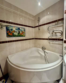 5-к квартира, вторичка, 100м2, 8/9 этаж