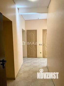 2-к квартира, вторичка, 61м2, 1/7 этаж