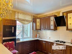 5-к квартира, вторичка, 170м2, 3/3 этаж