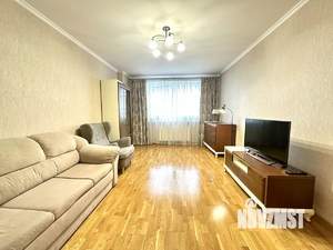 2-к квартира, вторичка, 72м2, 8/10 этаж