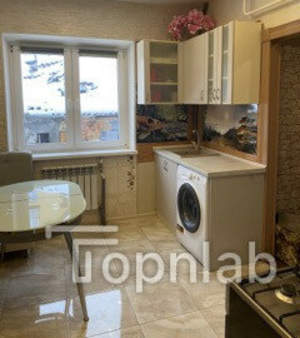 2-к квартира, вторичка, 45м2, 1/2 этаж