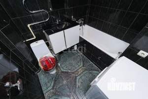 3-к квартира, вторичка, 64м2, 1/8 этаж