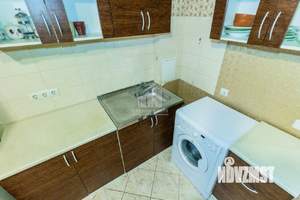 2-к квартира, вторичка, 63м2, 8/10 этаж