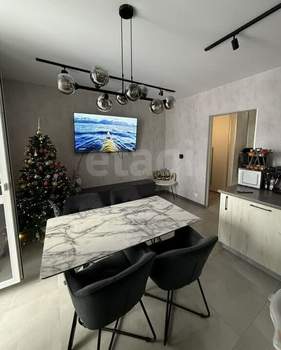 3-к квартира, вторичка, 81м2, 9/16 этаж