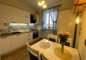 4-к квартира, вторичка, 91м2, 4/4 этаж