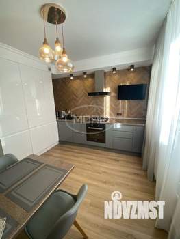 2-к квартира, вторичка, 67м2, 1/9 этаж