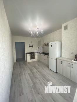 2-к квартира, вторичка, 60м2, 1/10 этаж