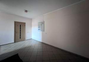 2-к квартира, вторичка, 73м2, 1/8 этаж