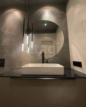 4-к квартира, вторичка, 125м2, 5/5 этаж