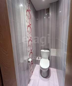 2-к квартира, вторичка, 67м2, 1/10 этаж