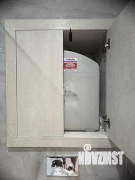 2-к квартира, вторичка, 56м2, 1/10 этаж