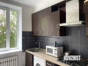 2-к квартира, вторичка, 46м2, 1/4 этаж