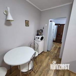 3-к квартира, вторичка, 65м2, 8/10 этаж