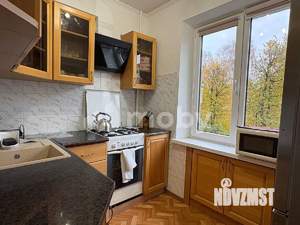 4-к квартира, вторичка, 63м2, 3/5 этаж