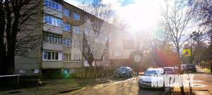 2-к квартира, вторичка, 52м2, 1/4 этаж