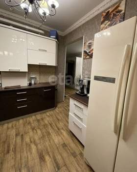 4-к квартира, вторичка, 81м2, 8/16 этаж