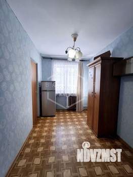 2-к квартира, вторичка, 45м2, 1/4 этаж