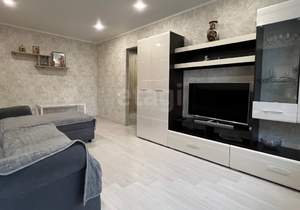 2-к квартира, вторичка, 44м2, 1/4 этаж
