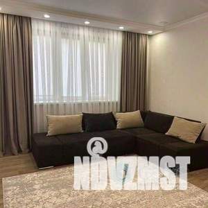 2-к квартира, вторичка, 64м2, 1/9 этаж