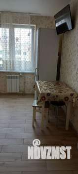 2-к квартира, вторичка, 56м2, 9/9 этаж
