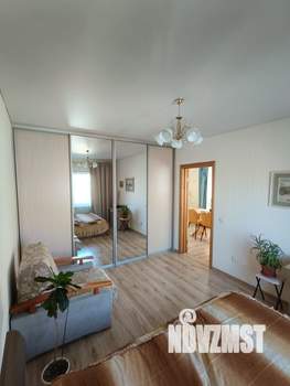 2-к квартира, вторичка, 61м2, 1/3 этаж