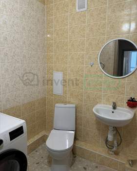 2-к квартира, вторичка, 62м2, 1/9 этаж