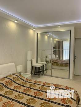 3-к квартира, вторичка, 120м2, 6/6 этаж