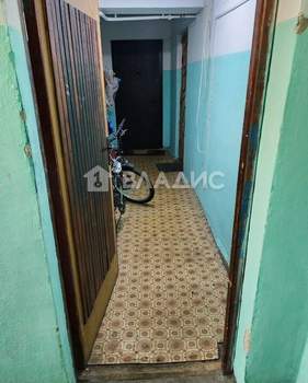 2-к квартира, вторичка, 50м2, 1/5 этаж