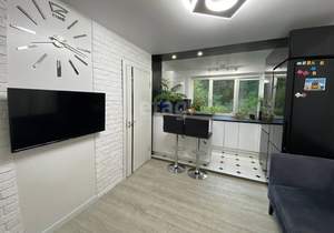 3-к квартира, вторичка, 42м2, 1/5 этаж