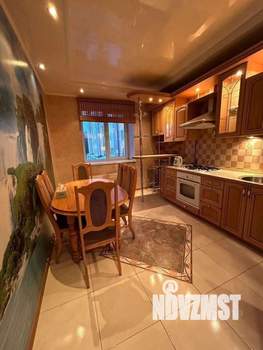 3-к квартира, вторичка, 100м2, 3/5 этаж