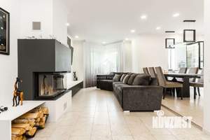 3-к квартира, вторичка, 75м2, 3/5 этаж