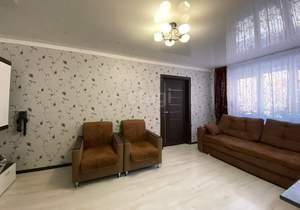 2-к квартира, вторичка, 46м2, 1/4 этаж